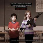 affiche publicitaire momsdemandaction.org